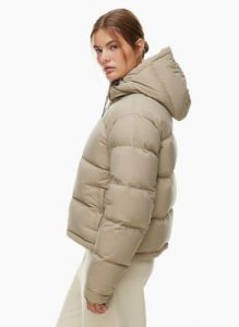 the super puff™ shorty sold by Aritzia