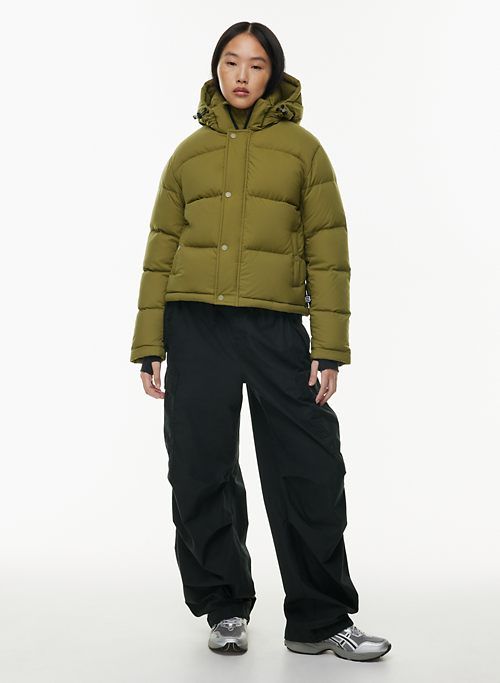 the super puff™ shorty sold by Aritzia