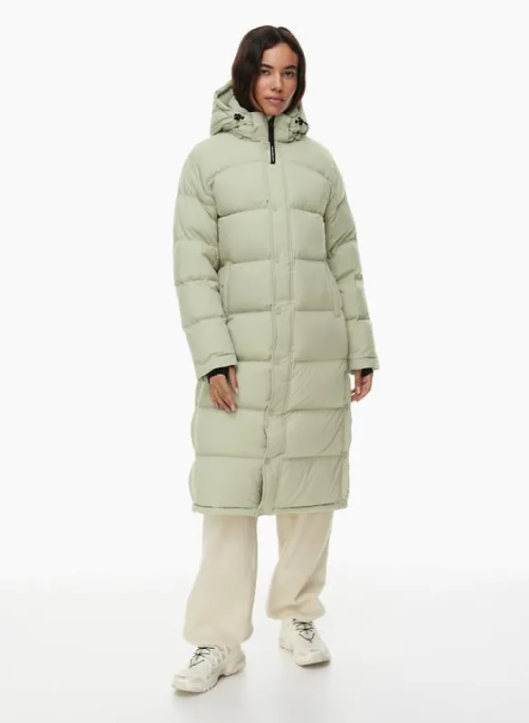 the super puff™ long sold by Aritzia
