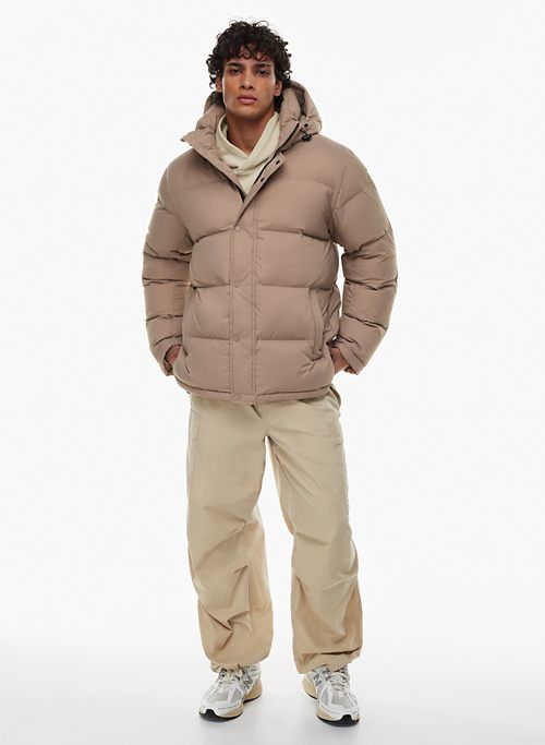 the super puff™ mens sold by Aritzia