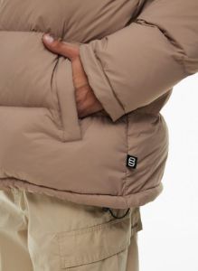 the super puff™ mens sold by Aritzia