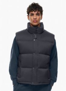 the super puff™ vest mens sold by Aritzia