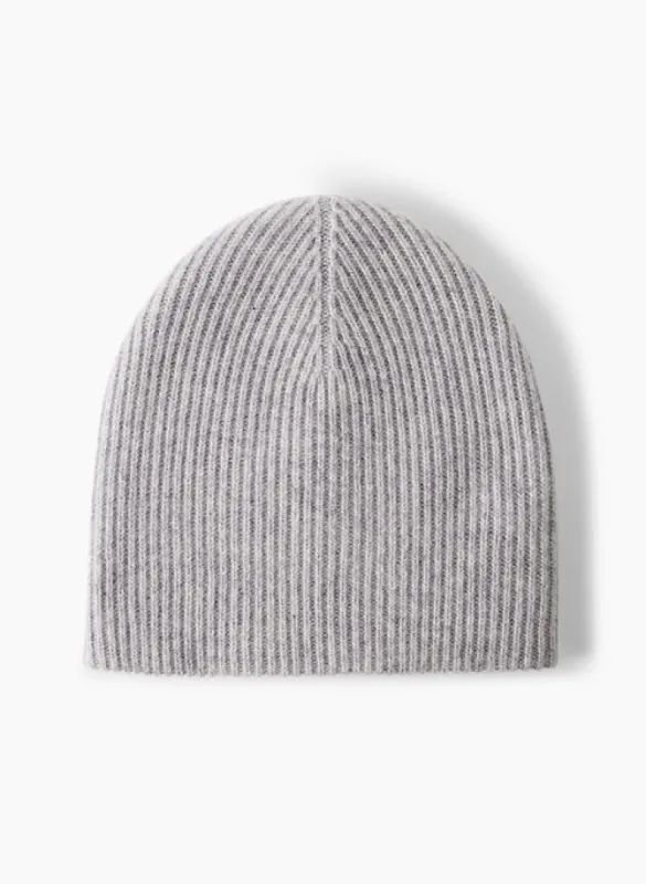 luxe cashmere erwitt beanie sold by Aritzia