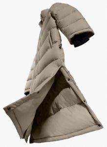 the super puff™ long sold by Aritzia