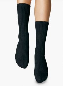 unwind crew sock sold by Aritzia
