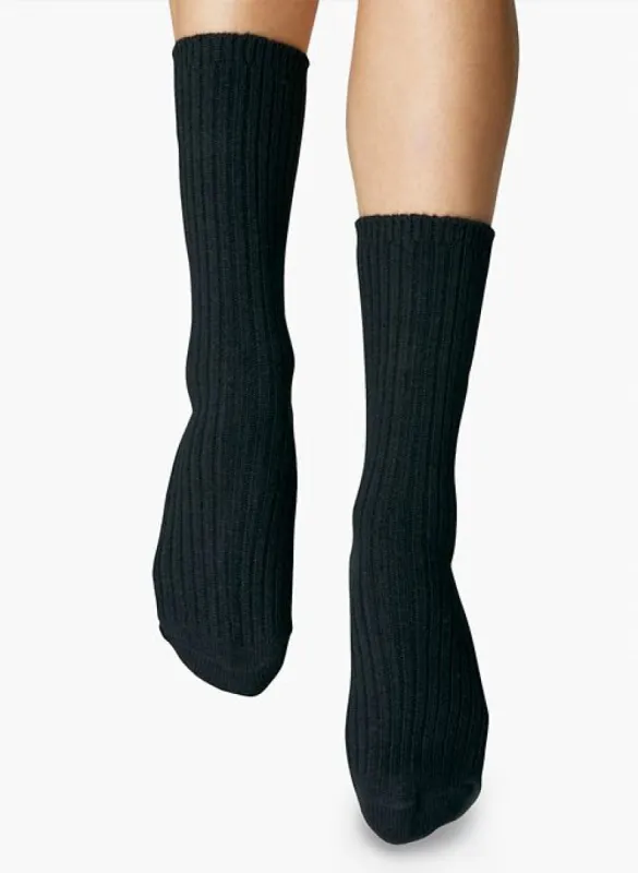 unwind crew sock sold by Aritzia