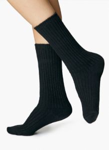 unwind crew sock sold by Aritzia