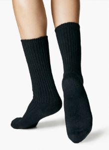 unwind crew sock sold by Aritzia
