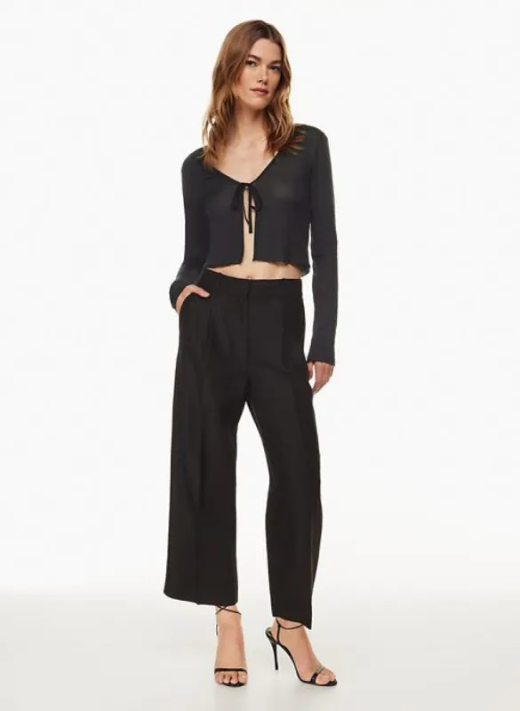 the effortless pant™ linen cropped sold by Aritzia