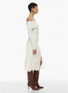 raval skirt sold by Aritzia