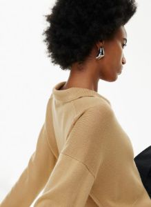 clara waist sweater sold by Aritzia