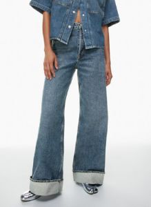 dame jean sold by Aritzia