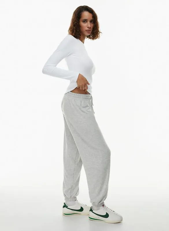 free lounge pine jogger sold by Aritzia