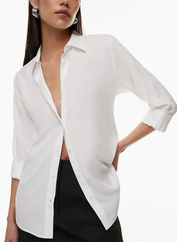 utility pocketless shirt sold by Aritzia