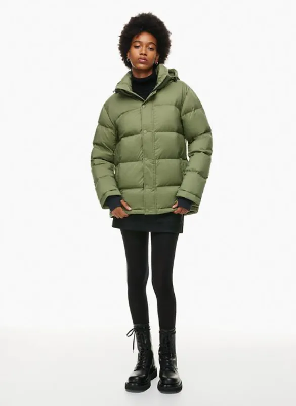the super puff™ sold by Aritzia