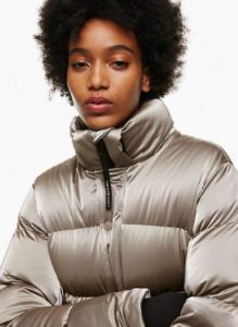 the super puff™ sold by Aritzia