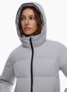 the super puff₂o™ sold by Aritzia