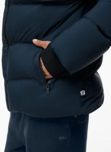 the super puff₂o™ mens sold by Aritzia
