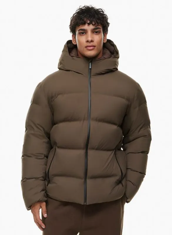 the super puff₂o™ mens sold by Aritzia