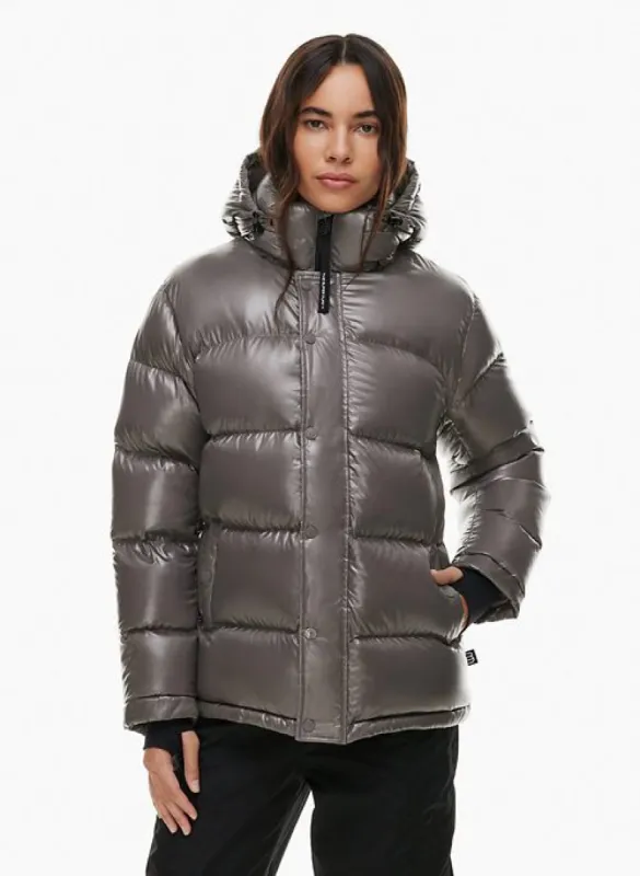 the super puff™ sold by Aritzia