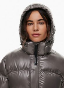 the super puff™ sold by Aritzia
