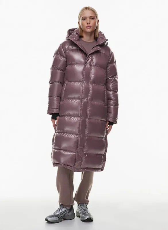 the super puff™ long sold by Aritzia
