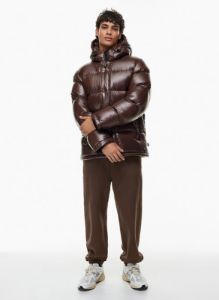 the super puff™ mens sold by Aritzia