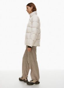the super puff™️ sold by Aritzia