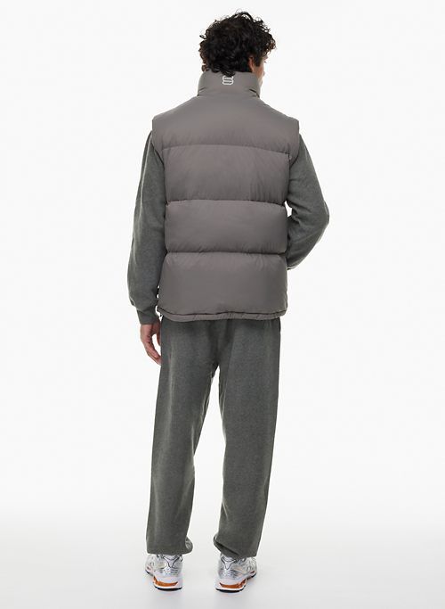 【やま】 pier39 pullover puff vest M DAIWA PIER39 TECH REVERSIBLE CLIMBERS PUFF VEST [NAVY