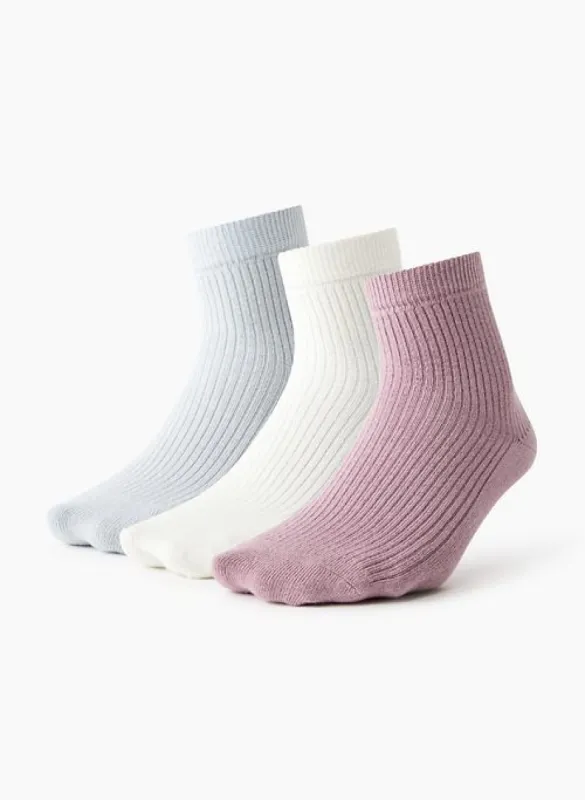 only ankle sock 3-pack sold by Aritzia