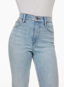 the lola high rise skinny sold by Aritzia