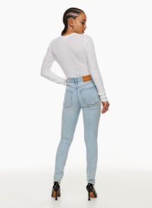 the lola high rise skinny sold by Aritzia