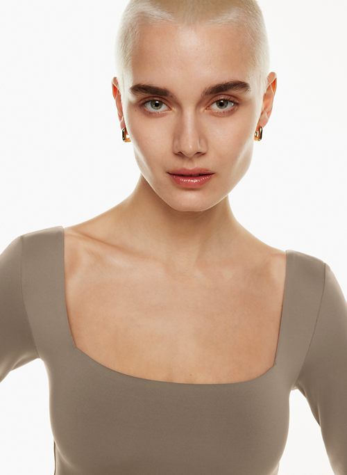 contour squareneck longsleeve bodysuit sold by Aritzia product image thumbnail 4