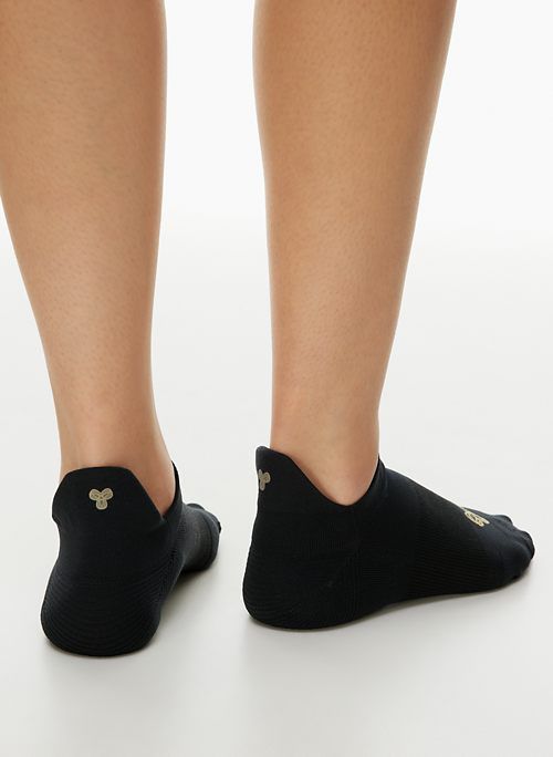 train tab sock 3-pack sold by Aritzia product image thumbnail 2