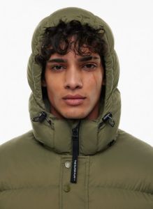 the super stadium puff™ mens sold by Aritzia