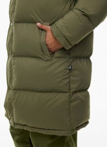 the super stadium puff™ mens sold by Aritzia