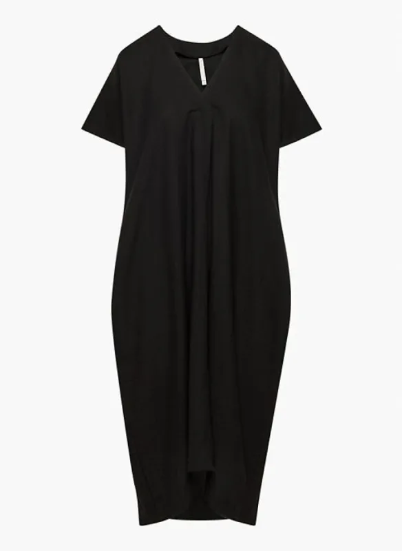 charette linen dress sold by Aritzia