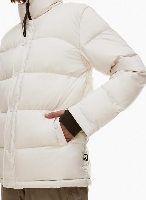 the super puff™ sold by Aritzia product image thumbnail 4
