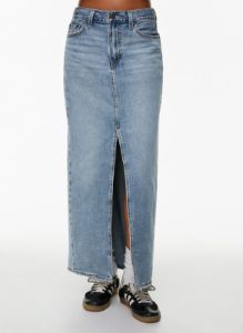 column skirt sold by Aritzia