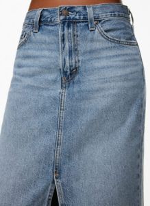 column skirt sold by Aritzia