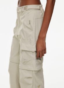 altitude hiking pant sold by Aritzia
