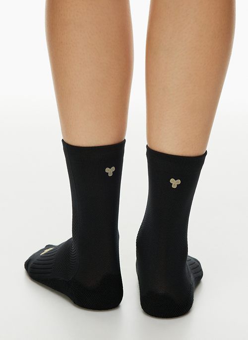 cool-tech crew sock 3-pack sold by Aritzia product image thumbnail 2