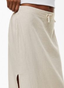 zen linen skirt sold by Aritzia