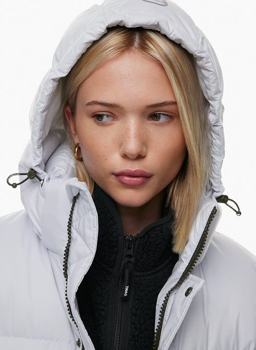 the super puff™ sold by Aritzia product image thumbnail 3