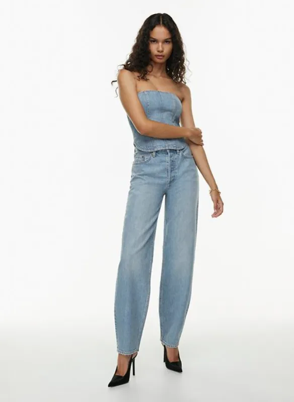 the 80s jody hi-rise baggy taper jean sold by Aritzia