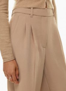 the effortless pant™ cropped sold by Aritzia