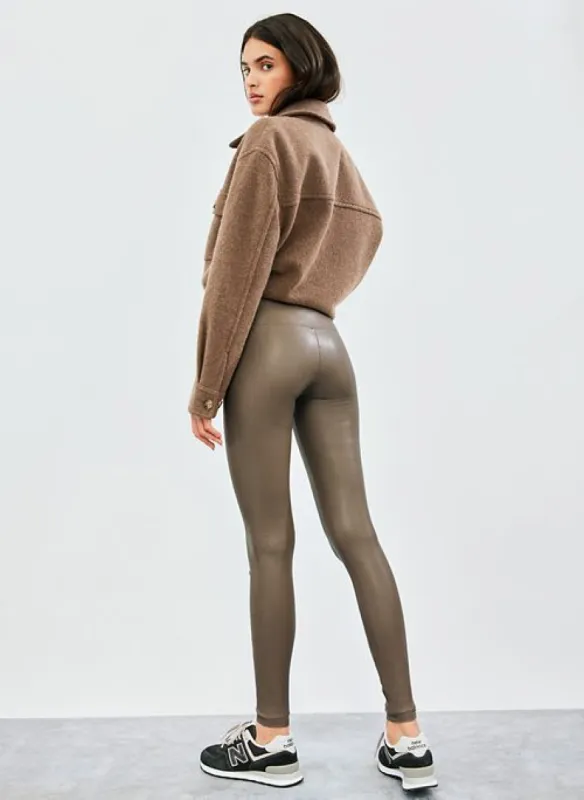 daria pant sold by Aritzia