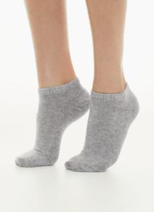 only no-show sock 3-pack sold by Aritzia