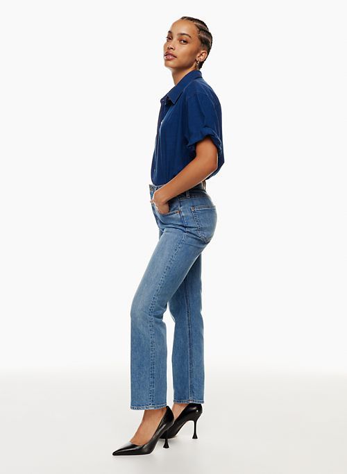 the arlo high rise straight sold by Aritzia product image thumbnail 3