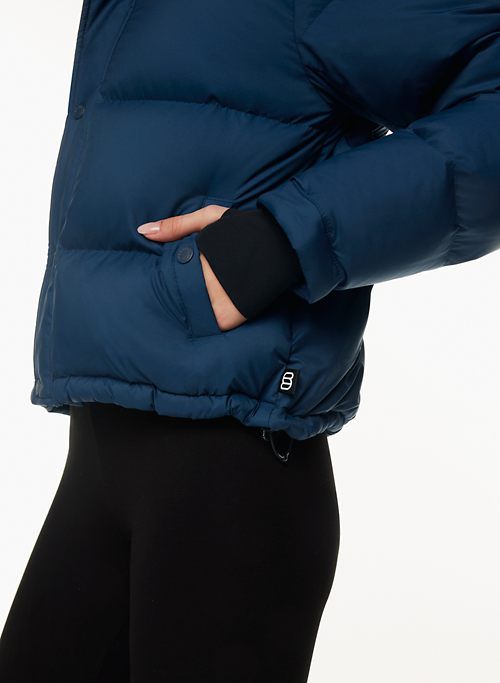 the super puff™ shorty sold by Aritzia product image thumbnail 4